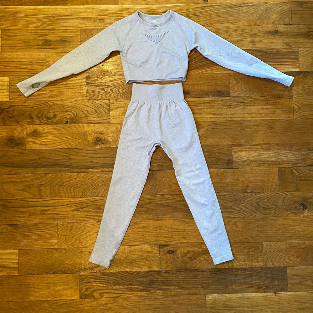 NEW NEVER WORN- AYBL crop top and leggings workout set.